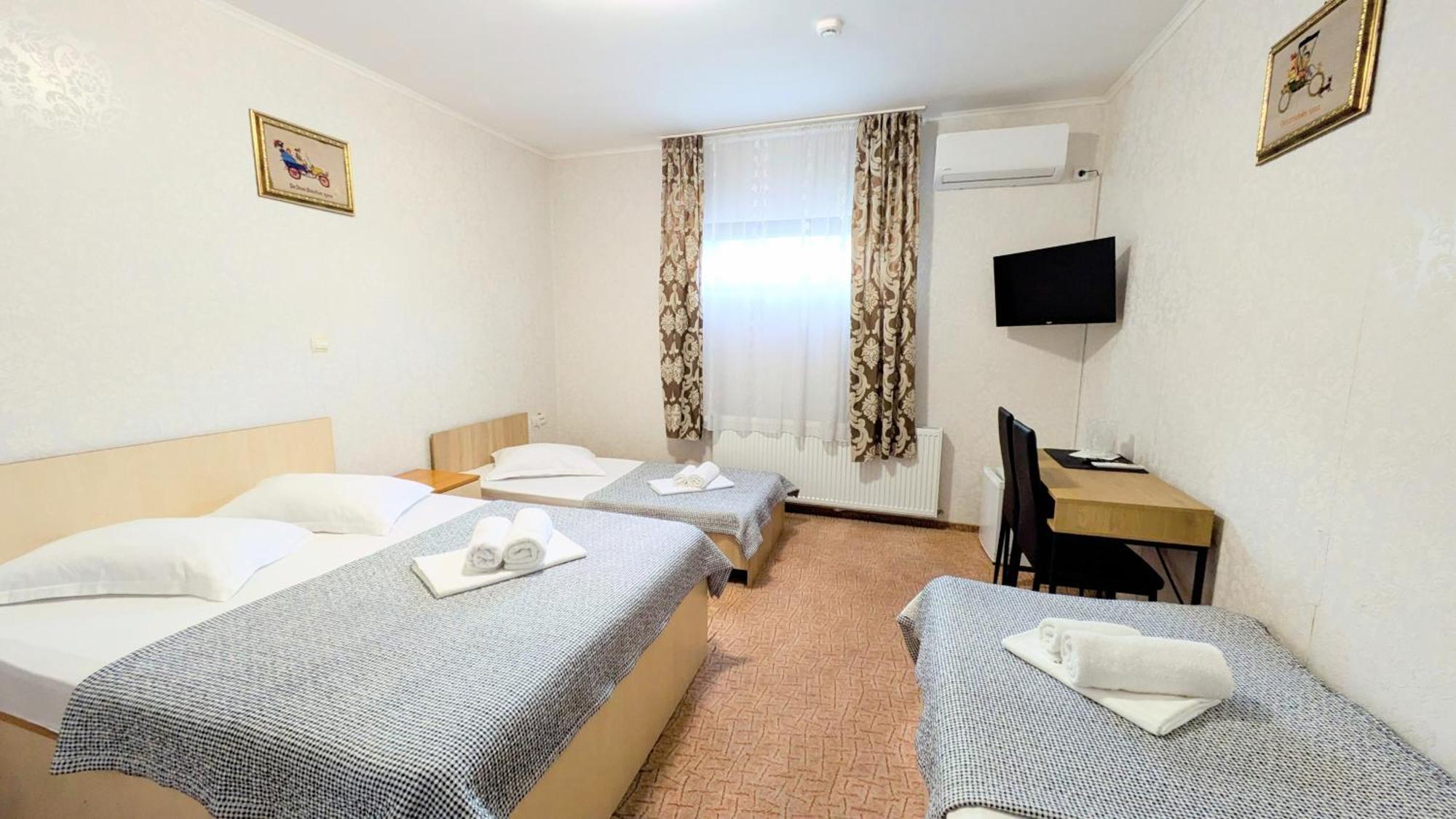Motel Don Tomaso Vaslui Bagian luar foto