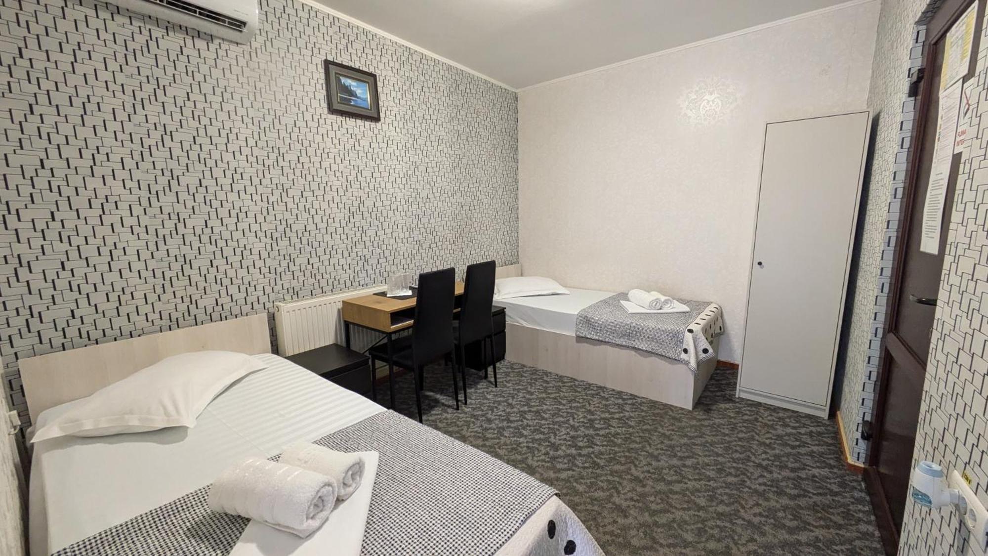 Motel Don Tomaso Vaslui Bagian luar foto